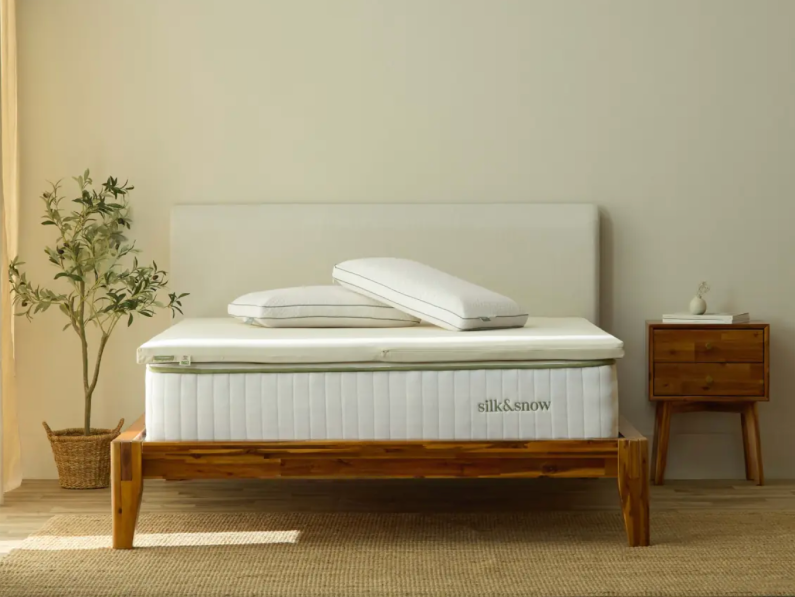 From Casper, to Silk & Snow and Canadian Down & Feather, these toppers will give you the ultimate sleep experience without the need for a whole new mattress.